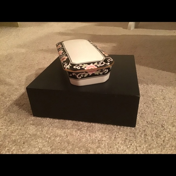 VTG COALPORT RICHMOND  OBLONG BOX WITH LID “RARE” - Picture 3 of 5